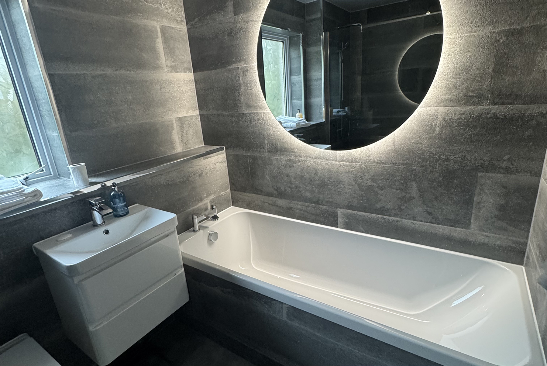 bathroom installer Clydebank
